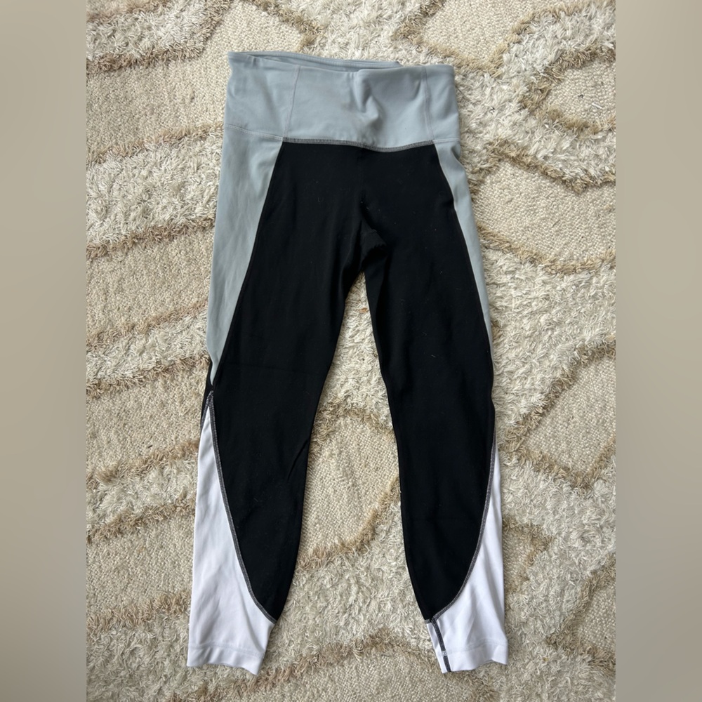 Athleta color block leggings - Picture 4 of 7